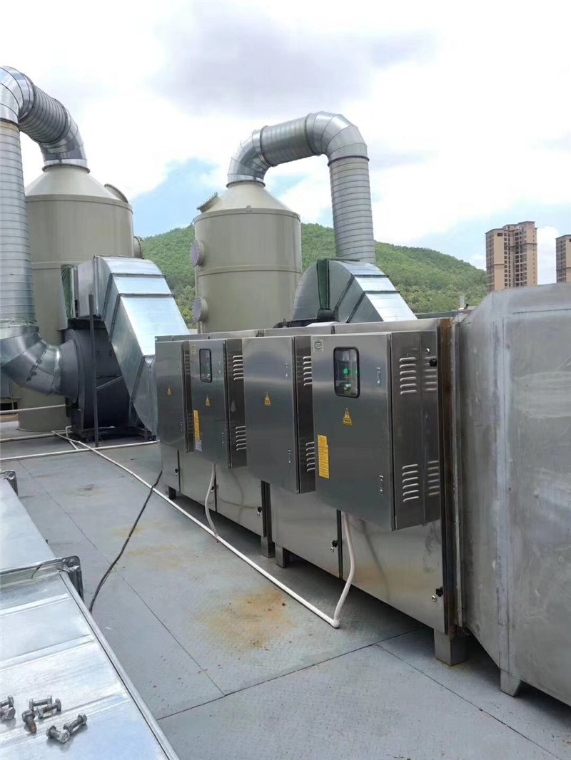 PP噴淋塔+UV光解廢氣凈化器+活性炭吸附器 PP噴淋塔+UV光解廢氣凈化器+活性炭吸附器